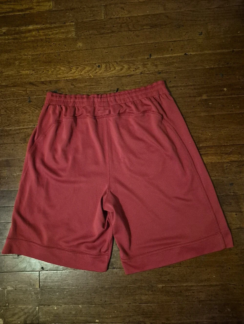 Jordan Men’s Red Athletic Basketball Shorts with White Jumpman Mens Sz XL